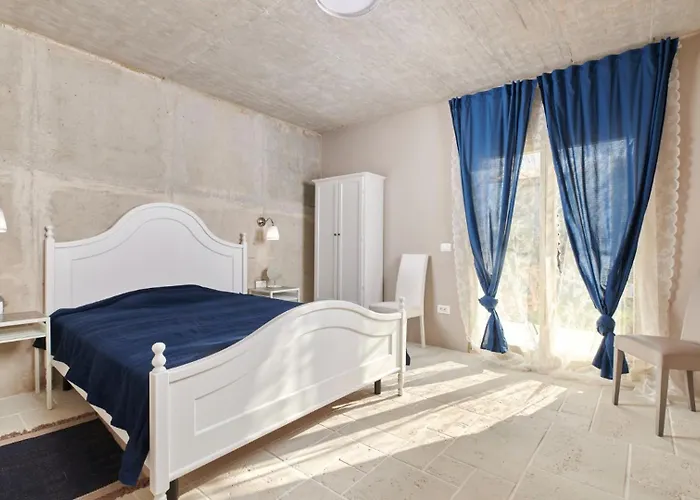 Mediterranea With Pool And Grill In