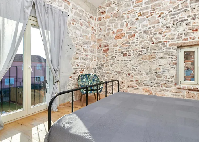 Mediterranea With Pool And Grill In Villa