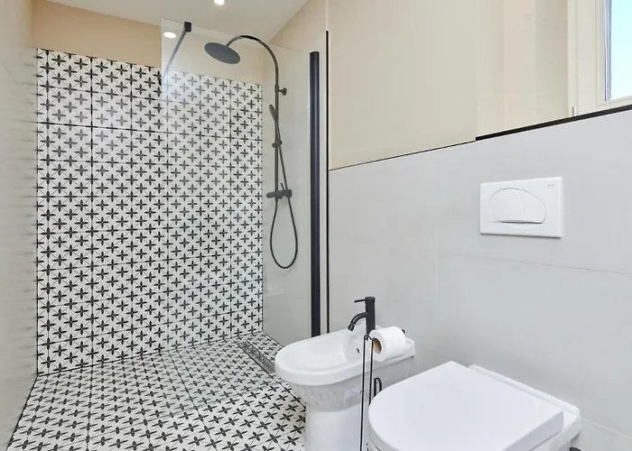 Mediterranea With Pool And Grill In Villa