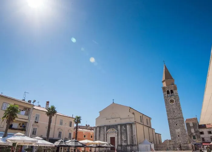 Villa Mediterranea With Pool And Grill In *